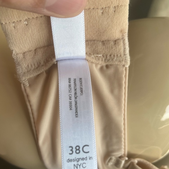 38C convertible undies.com beige nude T-shirt bra - Picture 12 of 12
